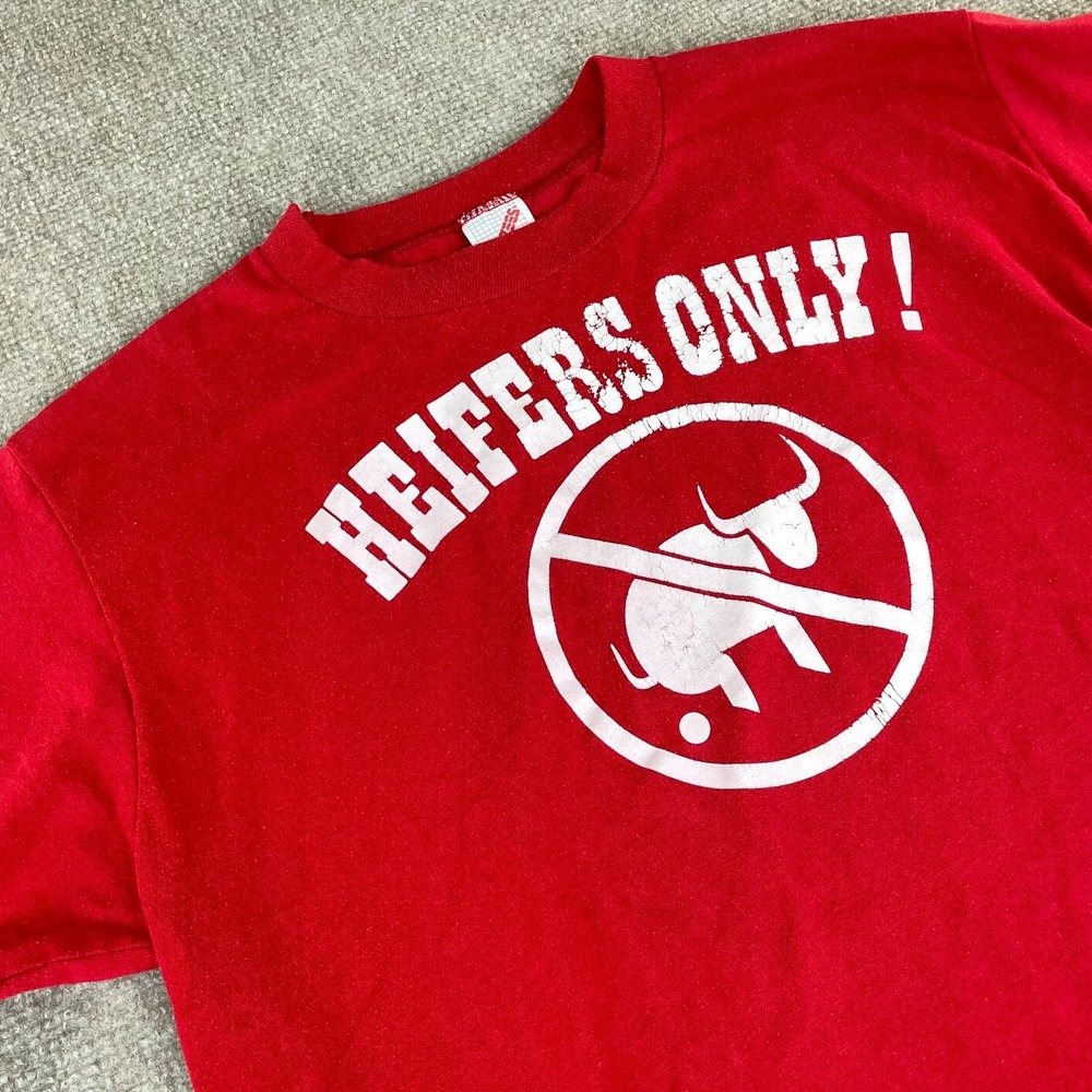 Heifers Only T Shirt Adult XL Red Cotton Crew Neck Single Stitch US Made Jerzees
